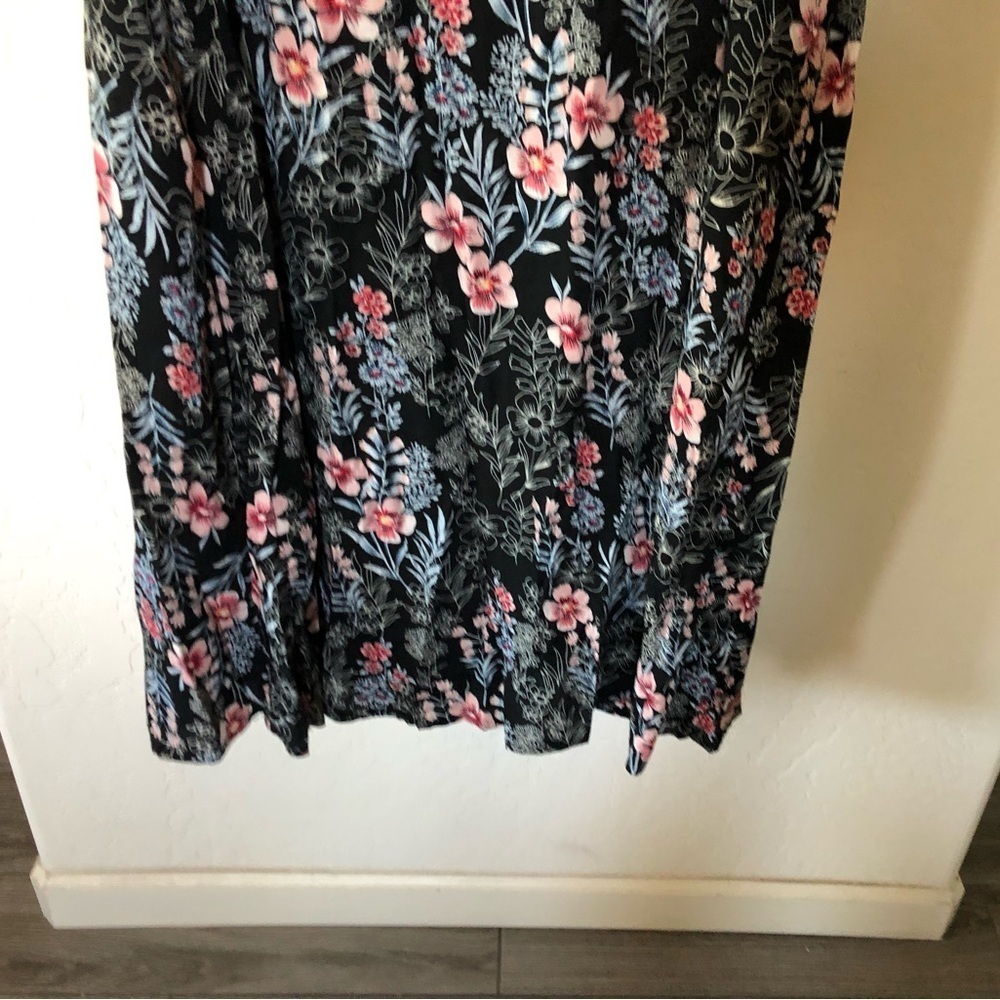 Caroline Morgan|Floral column maxi skirt, Dark Florals••90’s style, SUMMER ready - Picture 3 of 11